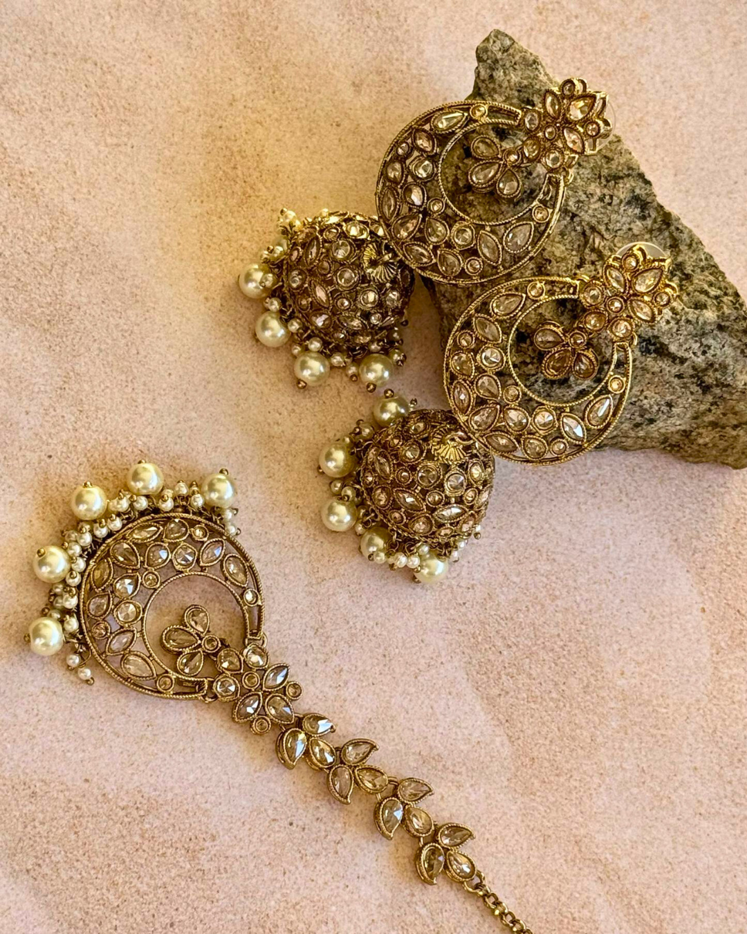 Rhea - Ivory Necklace Set