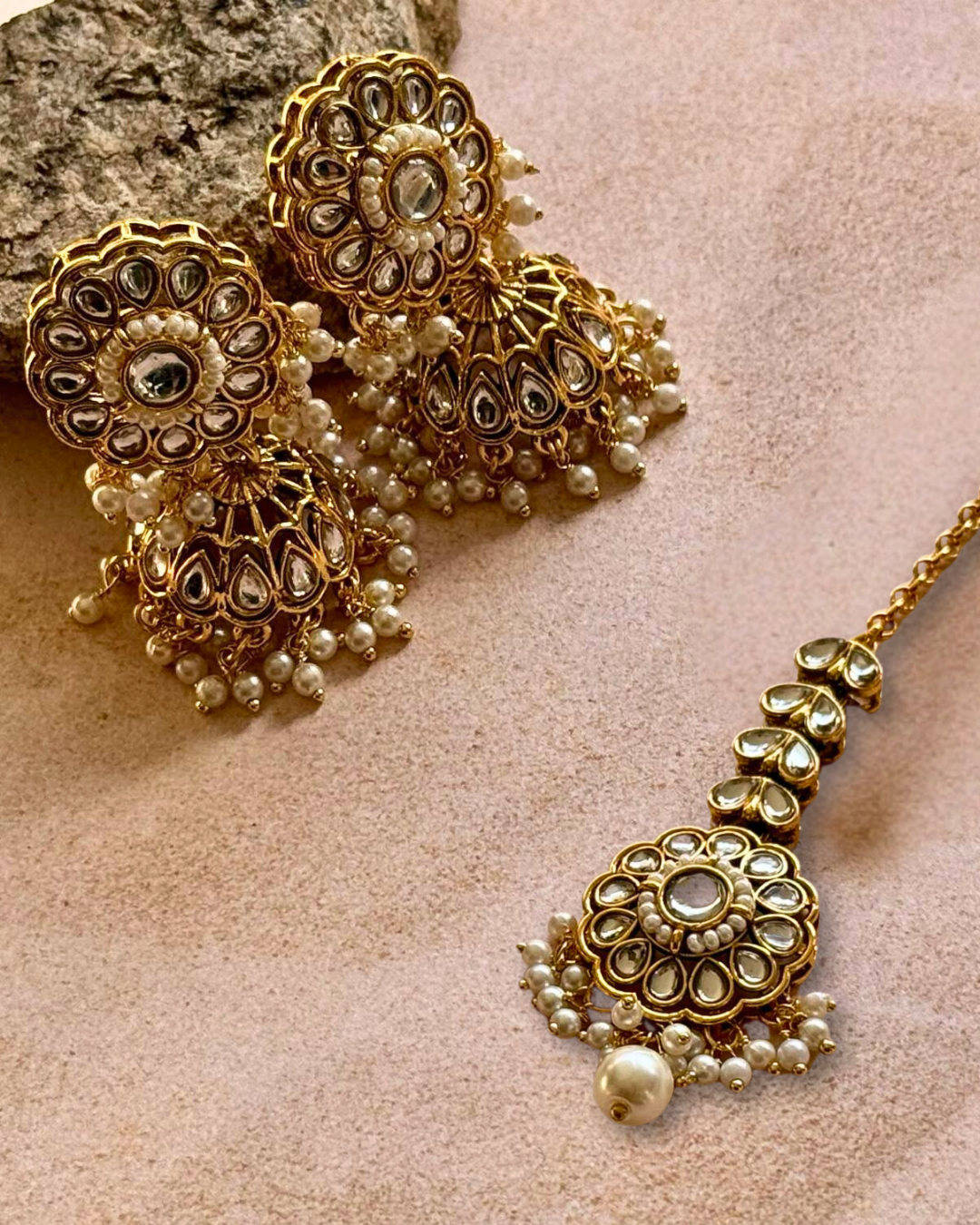 Ira - Ivory Necklace Set